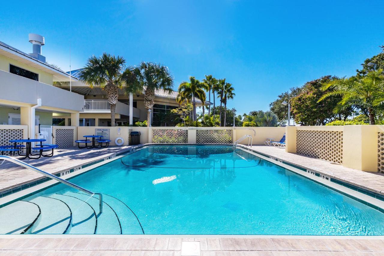 Come Stay Where The Dolphins Play! Ruskin Exteriér fotografie