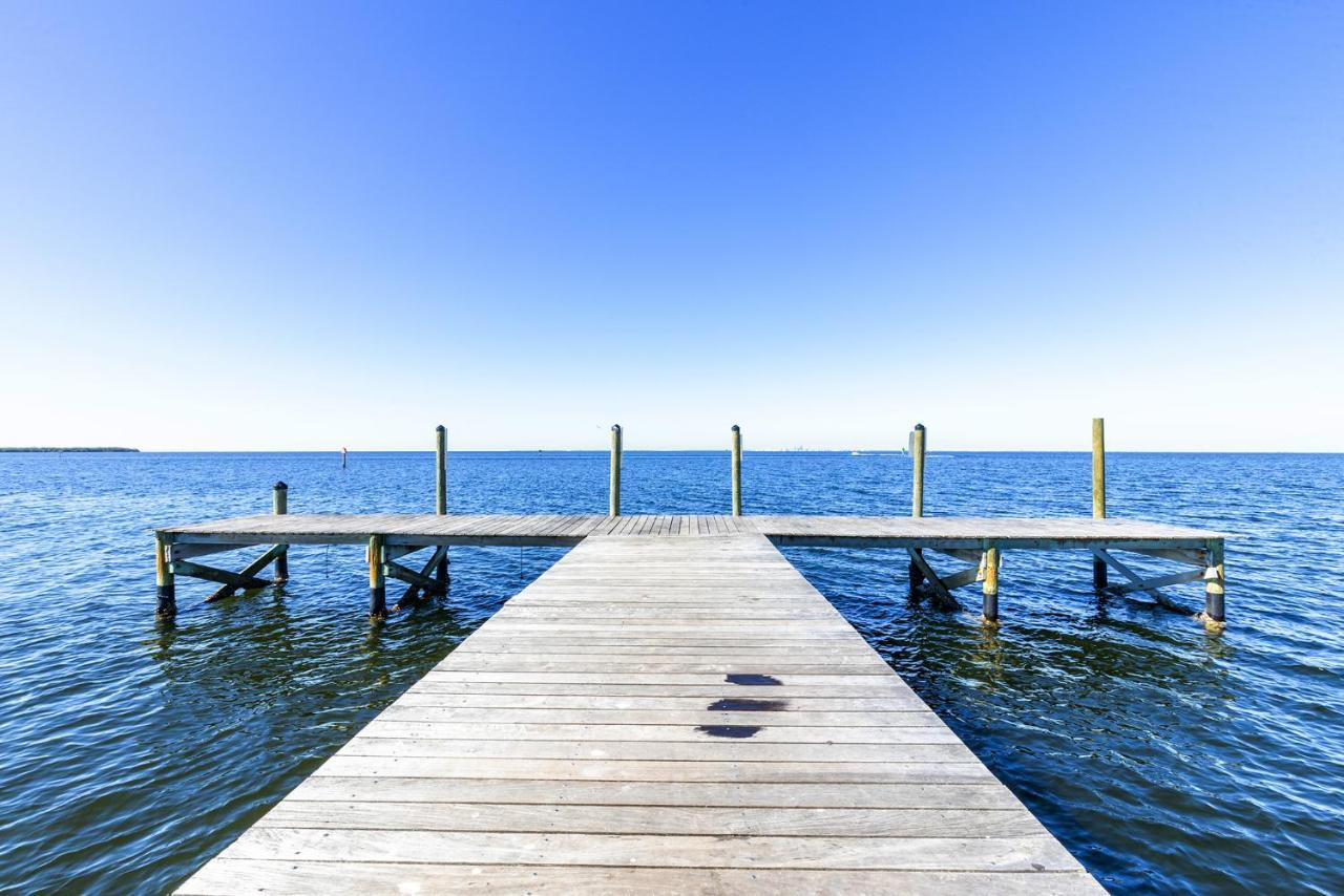 Come Stay Where The Dolphins Play! Ruskin Exteriér fotografie