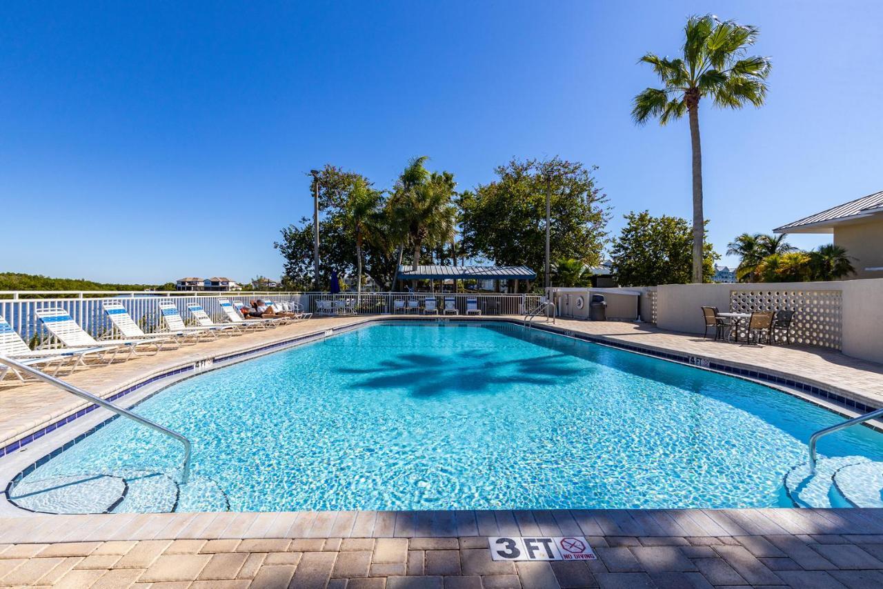 Come Stay Where The Dolphins Play! Ruskin Exteriér fotografie