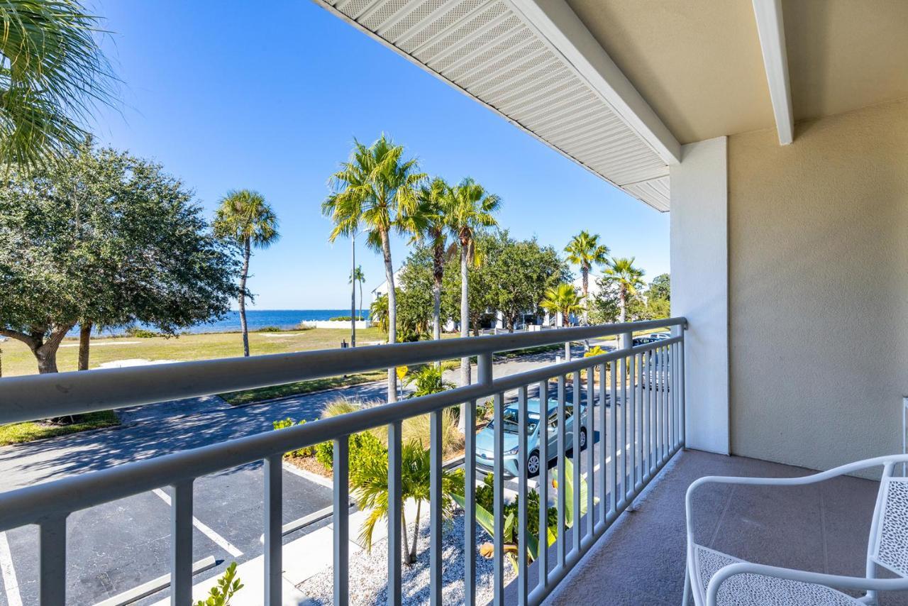 Come Stay Where The Dolphins Play! Ruskin Exteriér fotografie